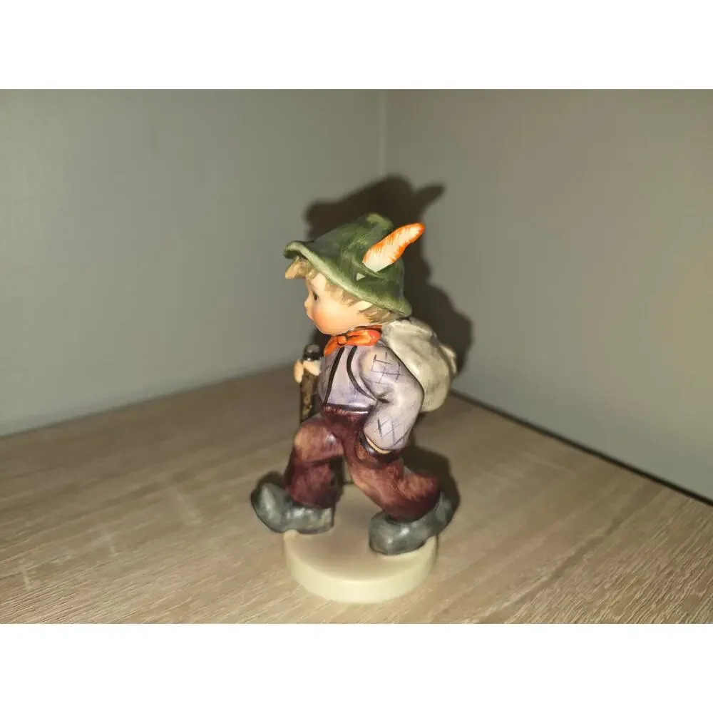Vintage Hummel Figurine 
